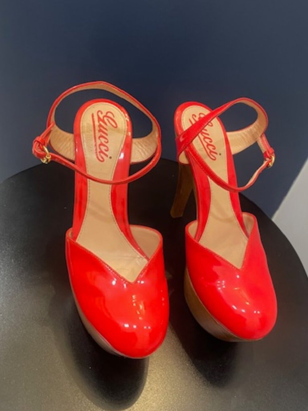TITLE: Gucci Red/Orange Patent Platform Heels EU 36 Y2K Wooden Heel Pumps - Picture 2 of 14